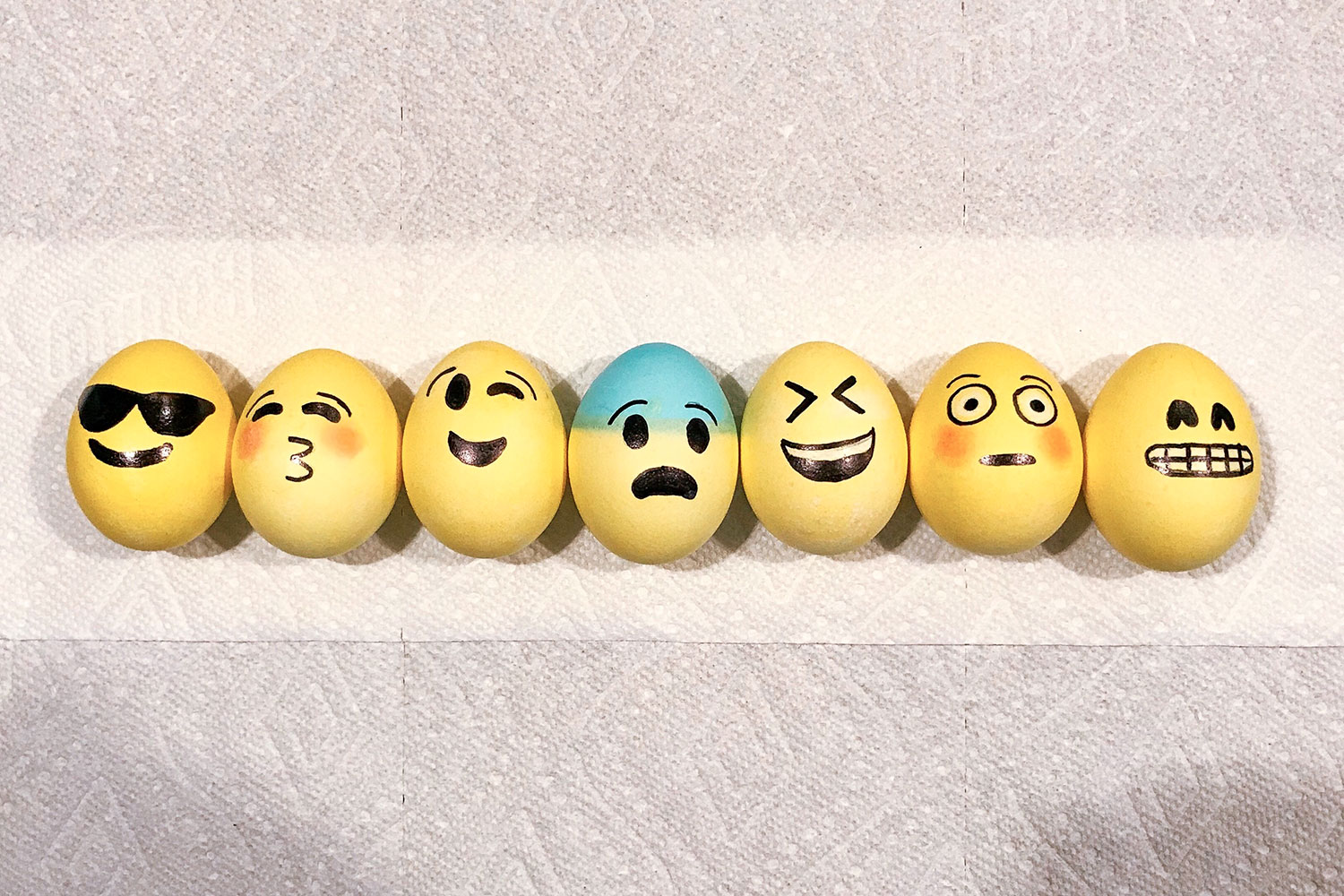 Elenco emoji WhatsApp